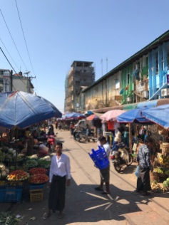 Zeigyi or Myine Yadanar market